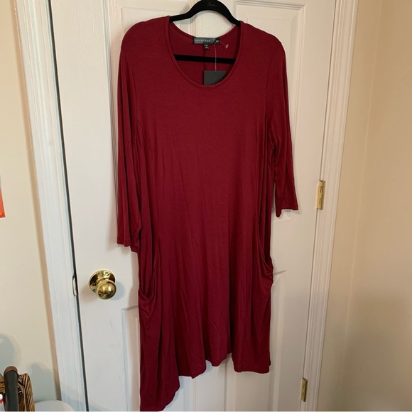 Trendyland 2x burgundy dress 38” to 40” length w/pockets, 3/4 sleeve - Picture 1 of 6